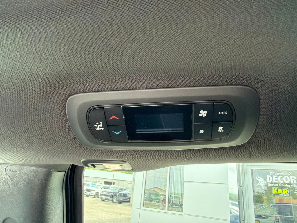 2027 Chrysler Pacifica PACIFICA LIMITED AWD