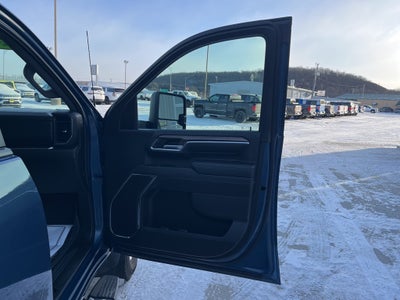 2024 Chevrolet Silverado 2500HD 4WD Crew Cab Standard Bed LT