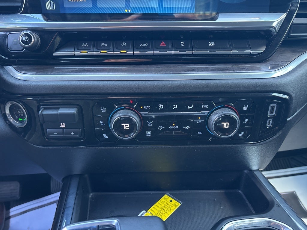 2022 Chevrolet Silverado 1500 4WD Crew Cab Short Bed LTZ