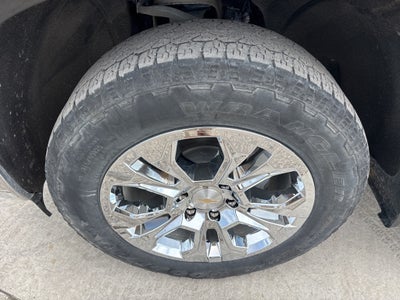 2023 Chevrolet Silverado 1500 4WD Crew Cab Short Bed LTZ