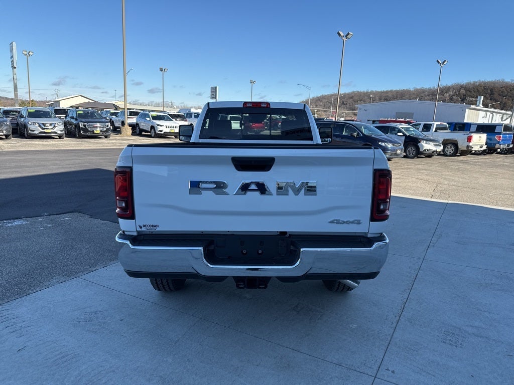 2026 RAM Ram 3500 RAM 3500 TRADESMAN REGULAR CAB 4X4 8' BOX