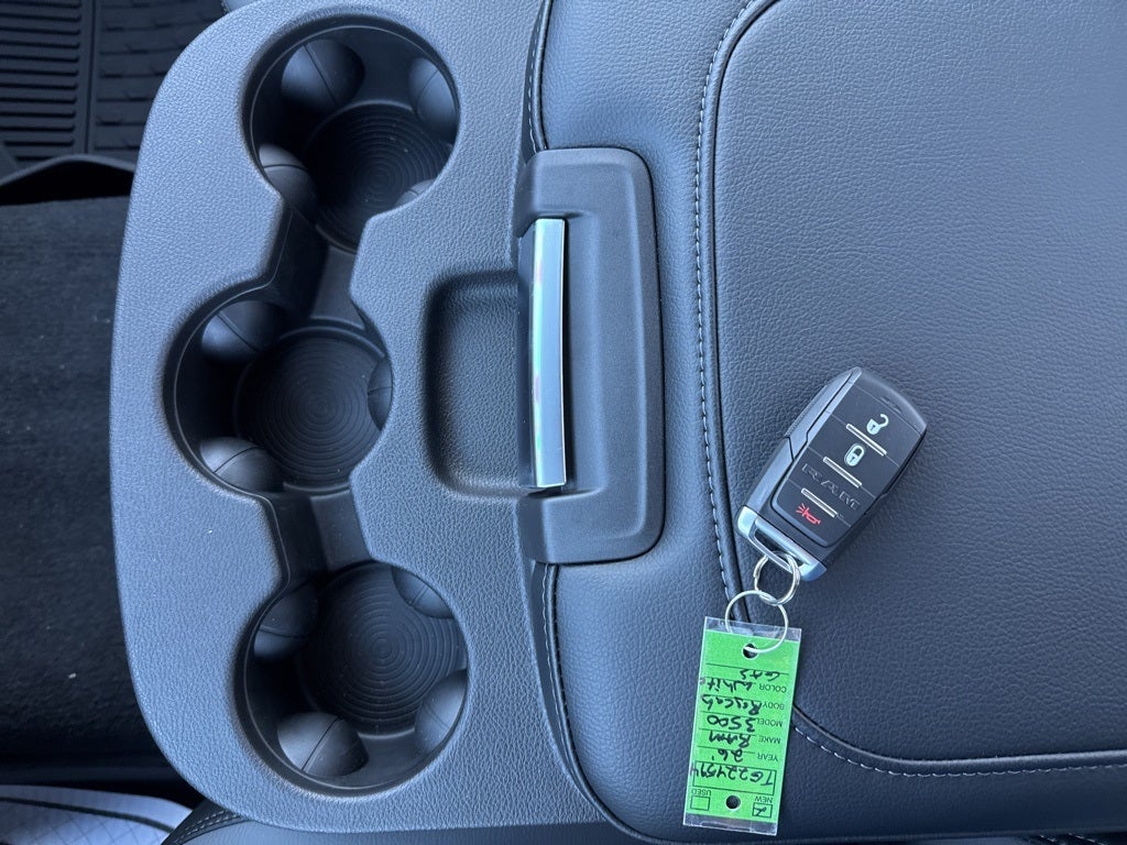 2026 RAM Ram 3500 RAM 3500 TRADESMAN REGULAR CAB 4X4 8' BOX