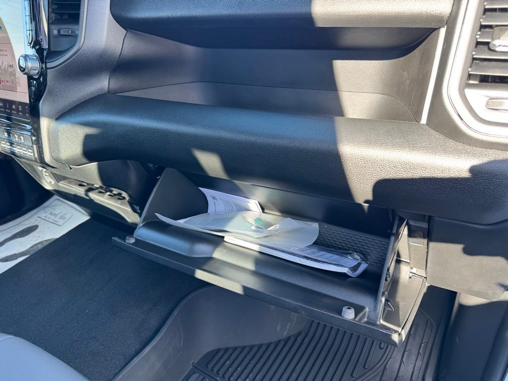 2026 RAM Ram 3500 RAM 3500 TRADESMAN REGULAR CAB 4X4 8' BOX