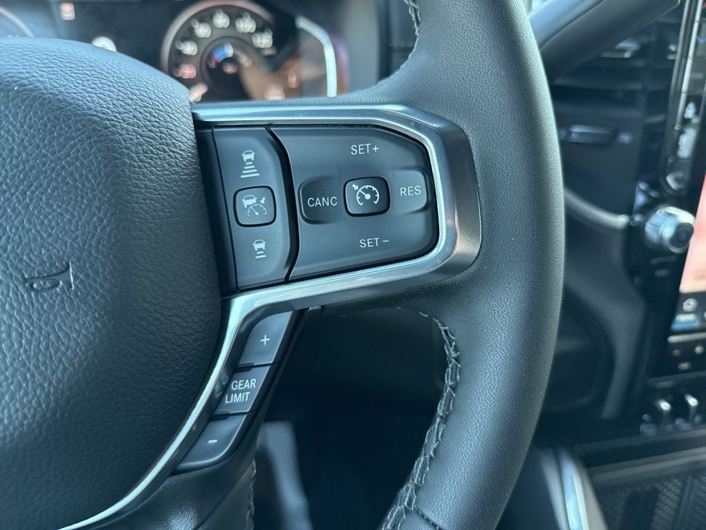 2026 RAM Ram 3500 RAM 3500 LARAMIE CREW CAB 4X4 6'4' BOX