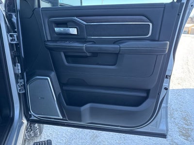 2026 RAM Ram 3500 RAM 3500 LARAMIE CREW CAB 4X4 6'4' BOX