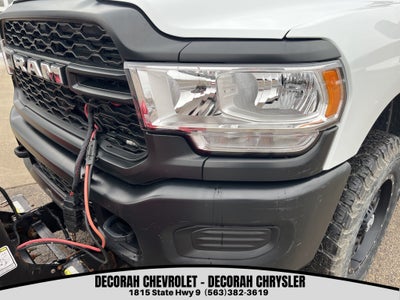 2022 RAM 3500 Tradesman Crew Cab 4x4 8' Box