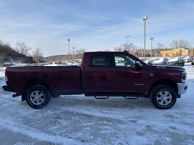 2020 RAM 3500 Big Horn Crew Cab 4x4 8' Box