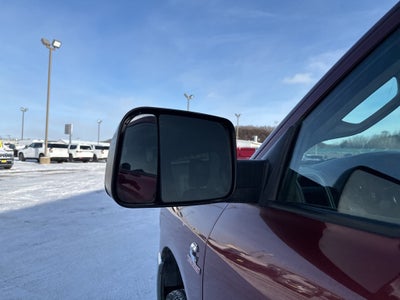 2020 RAM 3500 Big Horn Crew Cab 4x4 8' Box