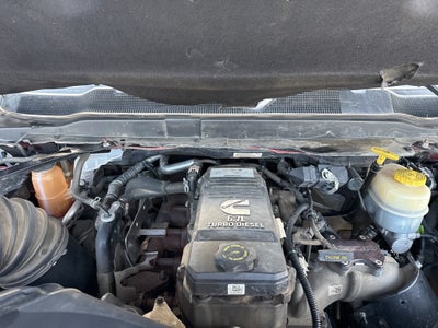 2020 RAM 3500 Big Horn Crew Cab 4x4 8' Box