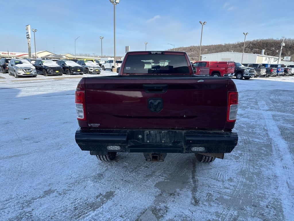 2020 RAM 3500 Big Horn Crew Cab 4x4 8' Box