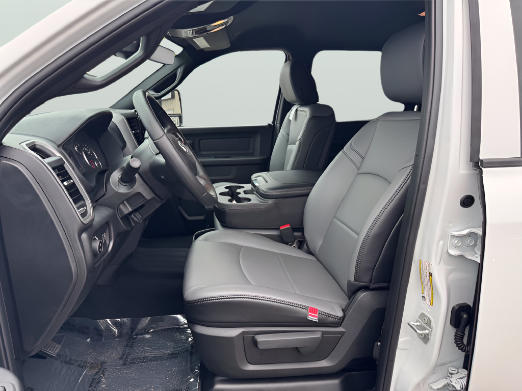 2027 RAM Ram 2500 RAM 2500 TRADESMAN CREW CAB 4X4 6'4' BOX
