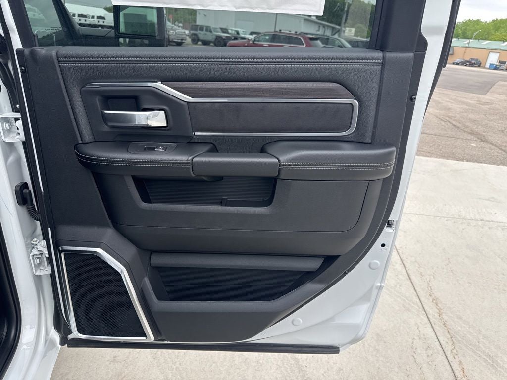 2026 RAM Ram 2500 RAM 2500 LARAMIE MEGA CAB 4X4 6'4' BOX