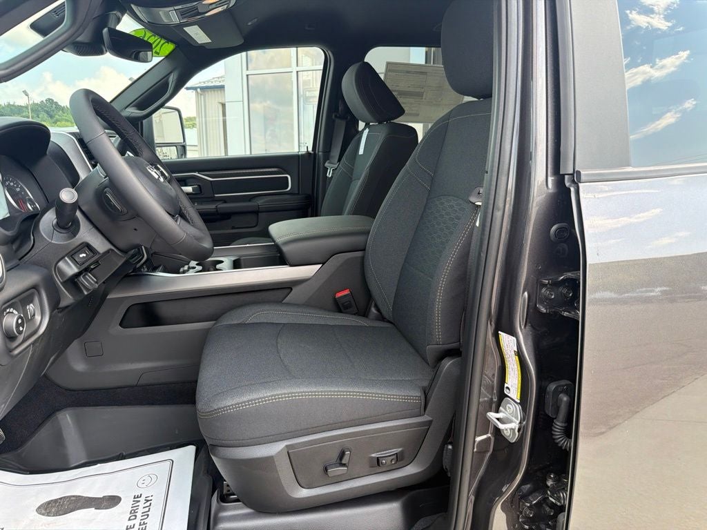 2026 RAM 2500 RAM 2500 BIG HORN CREW CAB 4X4 6'4' BOX