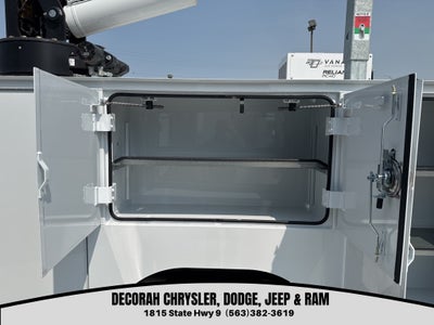 2024 RAM Ram 5500 Chassis Cab RAM 5500 TRADESMAN CHASSIS REGULAR CAB 4X4 84' CA