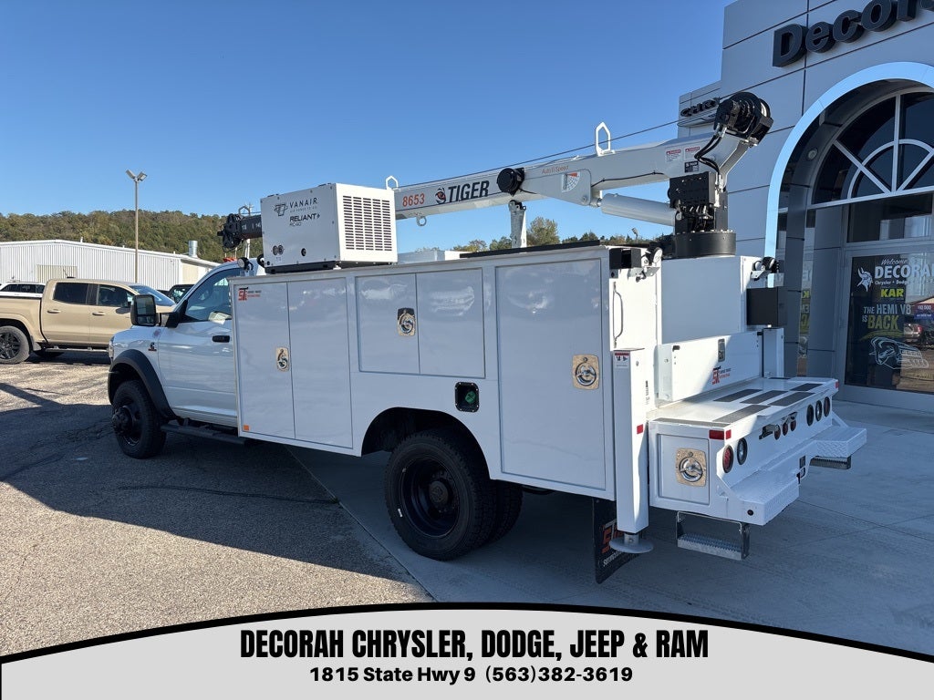 2024 RAM Ram 5500 Chassis Cab RAM 5500 TRADESMAN CHASSIS REGULAR CAB 4X4 84' CA