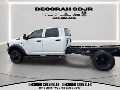 2027 RAM Ram 5500 Chassis Cab RAM 5500 TRADESMAN CHASSIS CREW CAB 4X4 60' CA