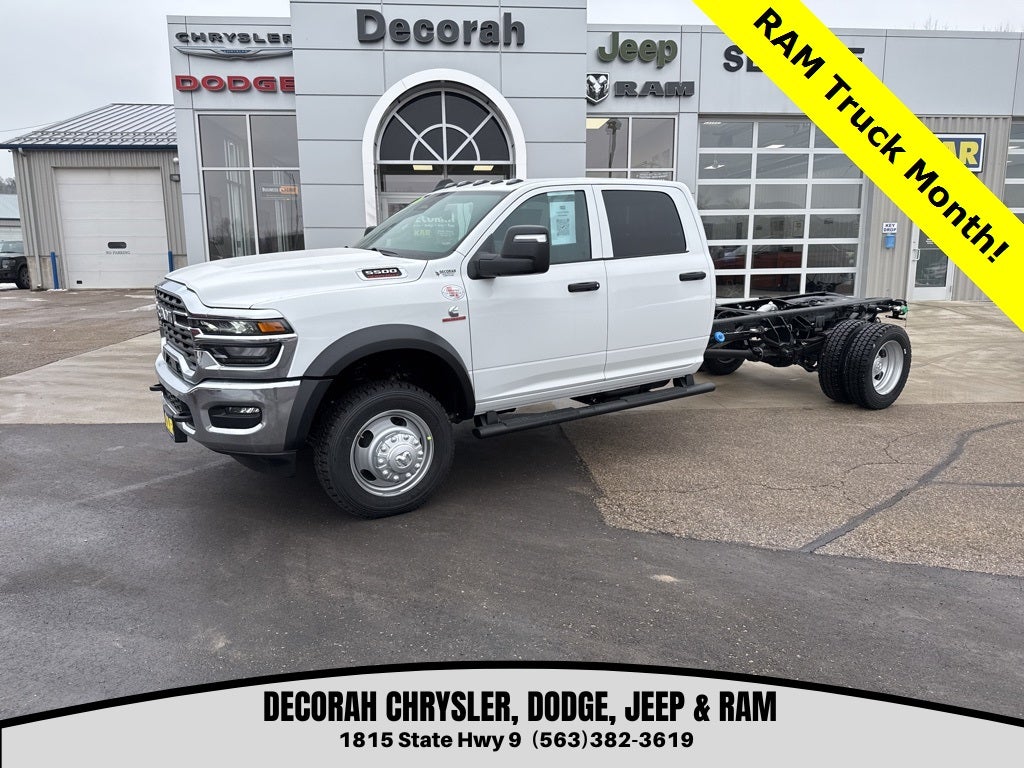 2026 RAM Ram 5500 Chassis Cab RAM 5500 TRADESMAN CHASSIS CREW CAB 4X4 84' CA