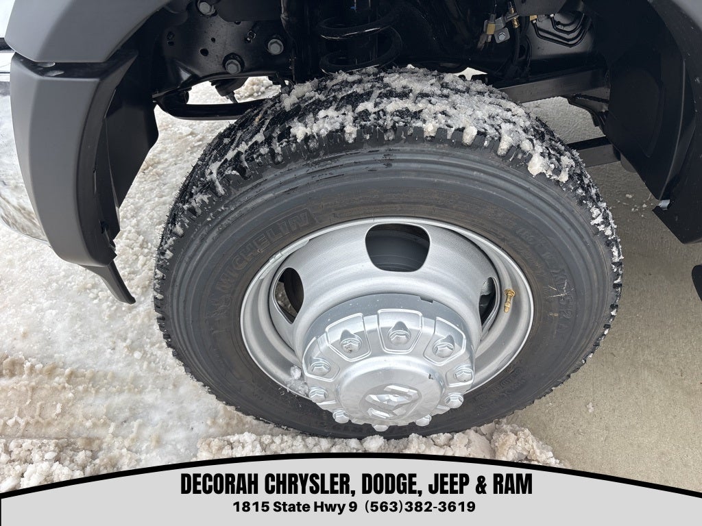 2026 RAM Ram 5500 Chassis Cab RAM 5500 TRADESMAN CHASSIS CREW CAB 4X4 84' CA