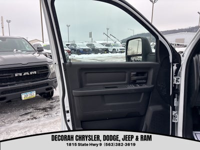 2026 RAM Ram 5500 Chassis Cab RAM 5500 TRADESMAN CHASSIS CREW CAB 4X4 84' CA