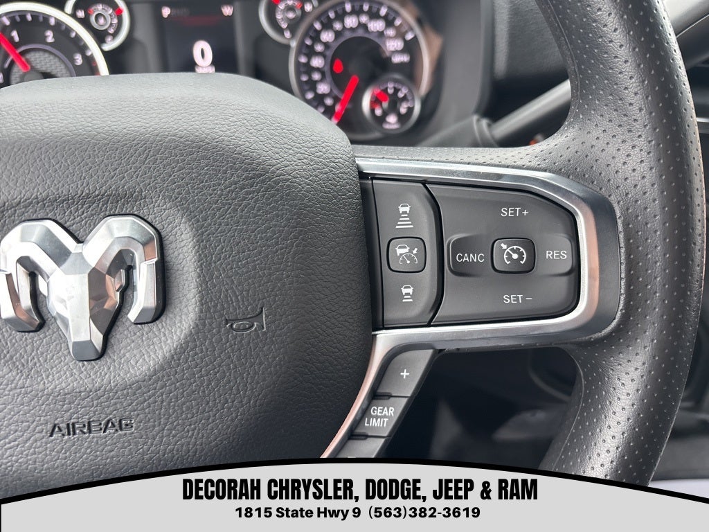 2026 RAM Ram 5500 Chassis Cab RAM 5500 TRADESMAN CHASSIS CREW CAB 4X4 84' CA