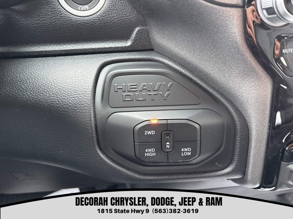 2026 RAM Ram 5500 Chassis Cab RAM 5500 TRADESMAN CHASSIS CREW CAB 4X4 84' CA