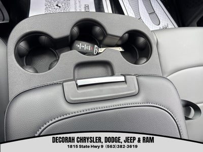 2026 RAM Ram 5500 Chassis Cab RAM 5500 TRADESMAN CHASSIS CREW CAB 4X4 84' CA