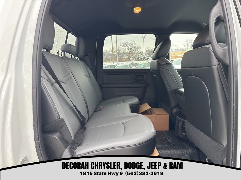 2026 RAM Ram 5500 Chassis Cab RAM 5500 TRADESMAN CHASSIS CREW CAB 4X4 84' CA