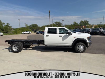 2026 RAM Ram 5500 Chassis Cab RAM 5500 TRADESMAN CHASSIS CREW CAB 4X4 84' CA