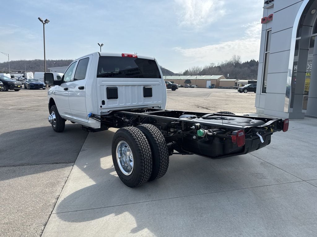 2026 RAM Ram 3500 Chassis Cab RAM 3500 TRADESMAN CREW CAB CHASSIS 4X4 60' CA