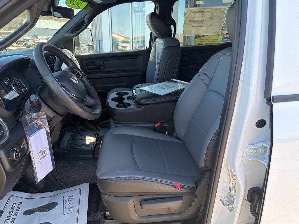 2026 RAM Ram 3500 Chassis Cab RAM 3500 TRADESMAN CREW CAB CHASSIS 4X4 60' CA