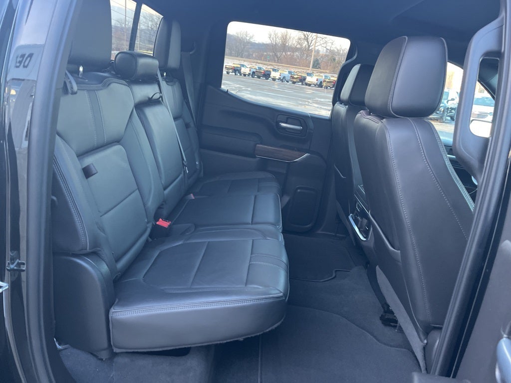 2021 Chevrolet Silverado 1500 4WD Crew Cab Short Bed High Country