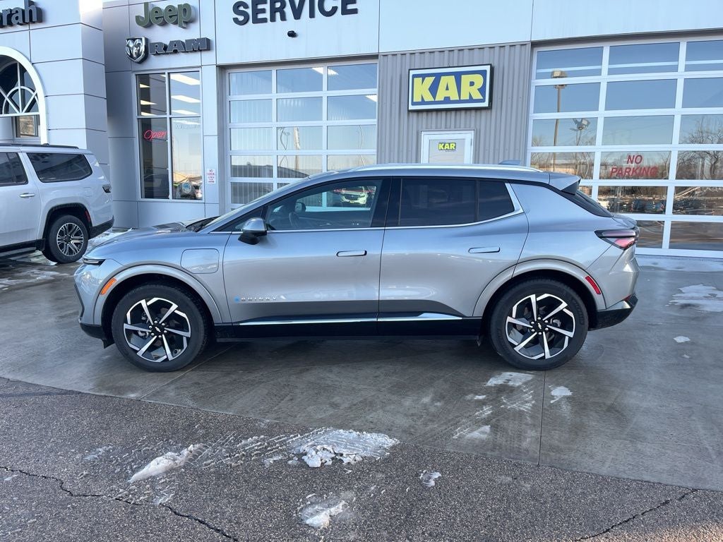 2025 Chevrolet Equinox EV LT