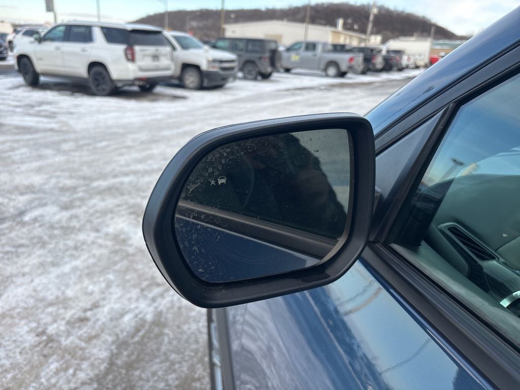 2025 Chevrolet Equinox AWD LT