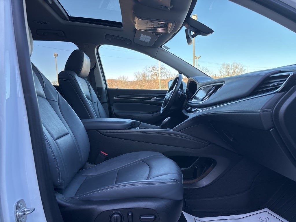 2020 Buick Enclave AWD Essence