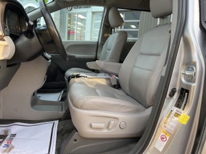 2018 Toyota Sienna XLE 8 Passenger