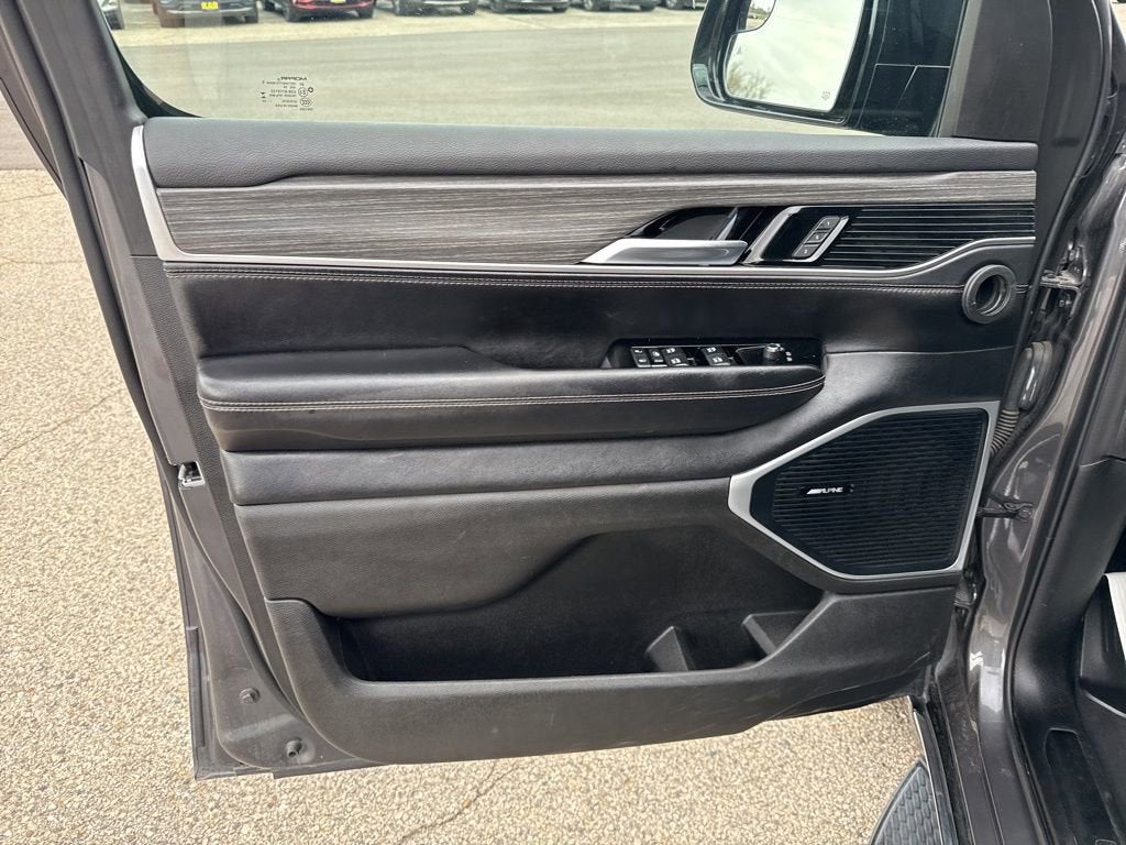 2024 Jeep Wagoneer L Series II