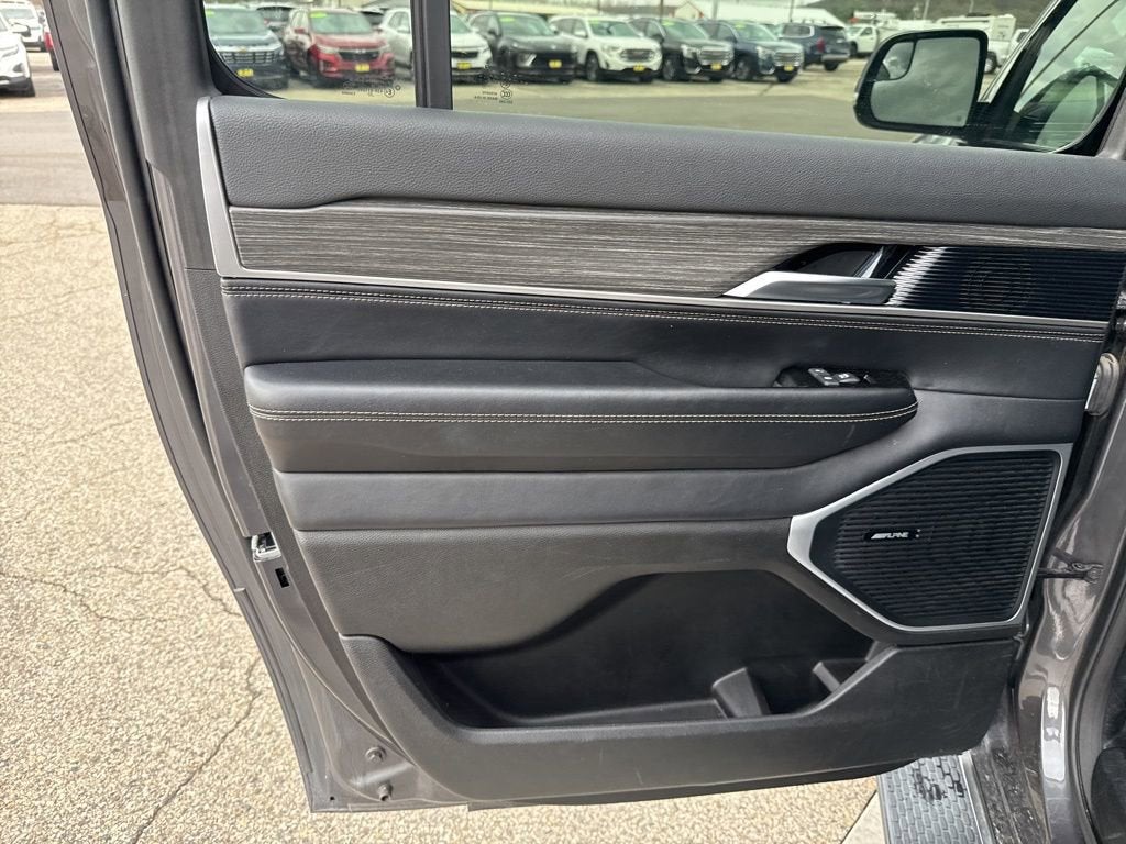 2024 Jeep Wagoneer L Series II