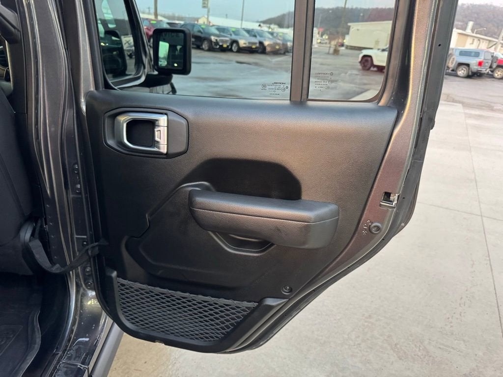 2023 Jeep Gladiator Willys