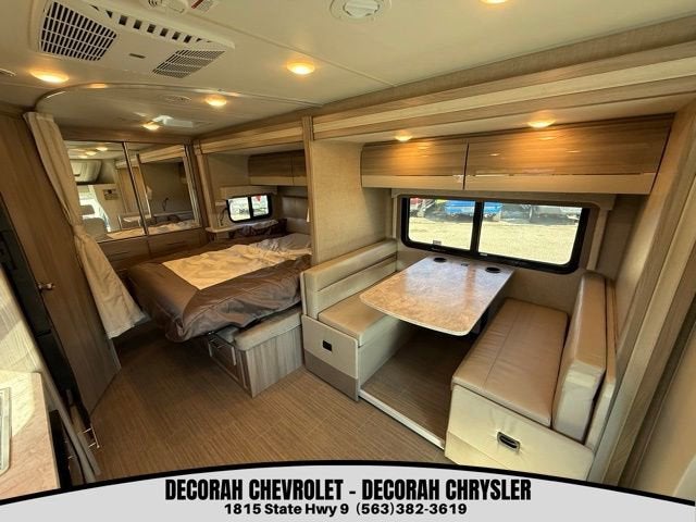 2022 Ford Transit Cutaway Base