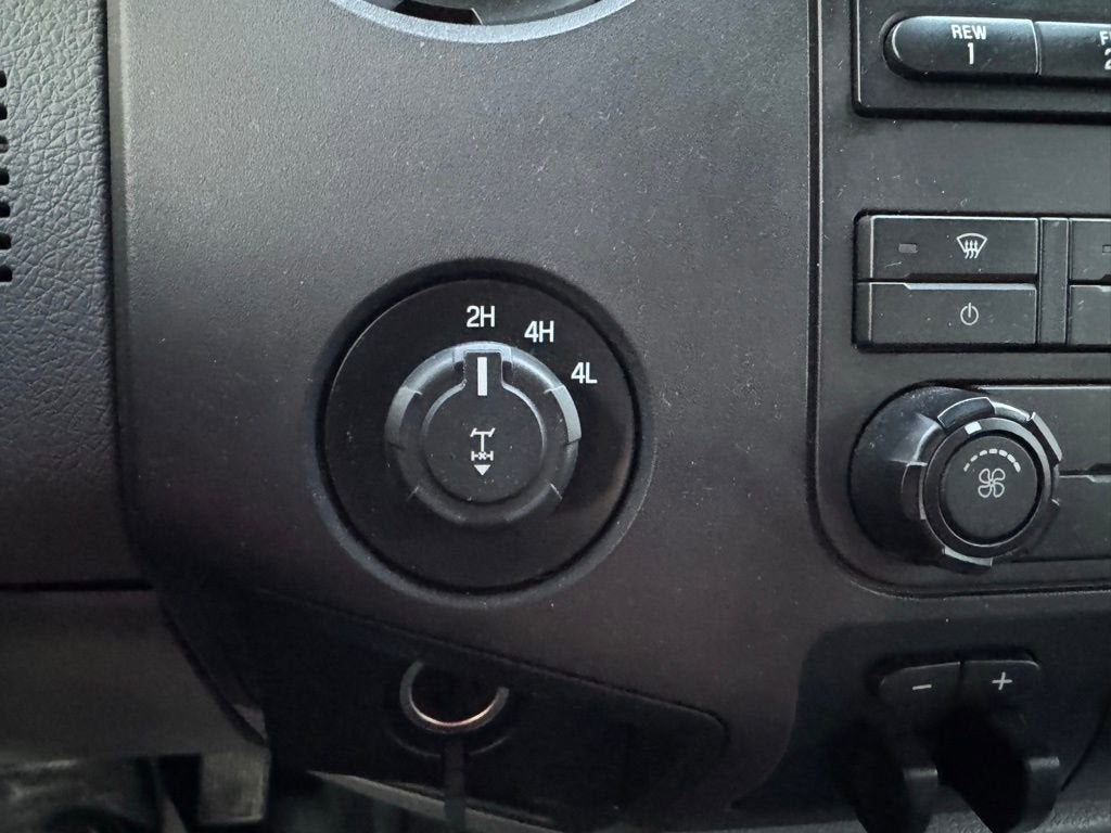 2015 Ford Super Duty F-250 SRW Lariat