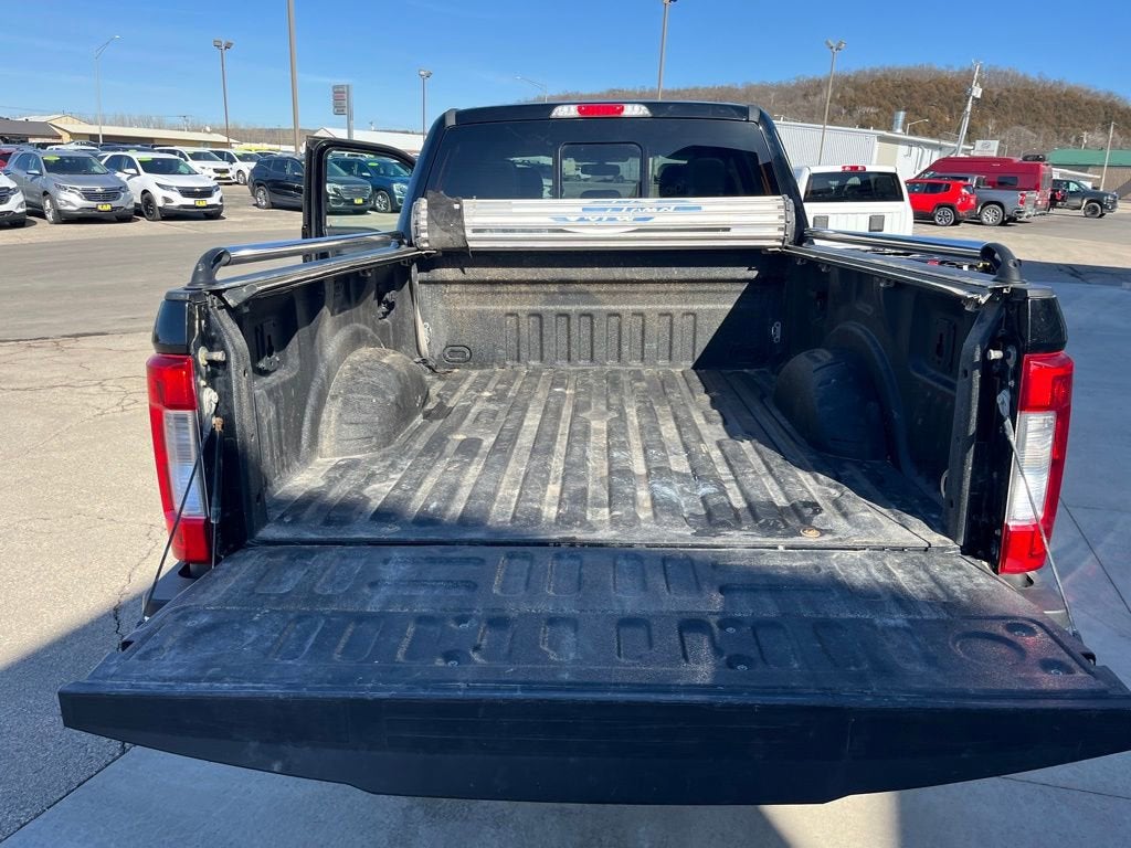 2017 Ford Super Duty F-250 SRW Lariat