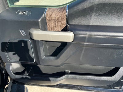 2017 Ford Super Duty F-250 SRW Lariat