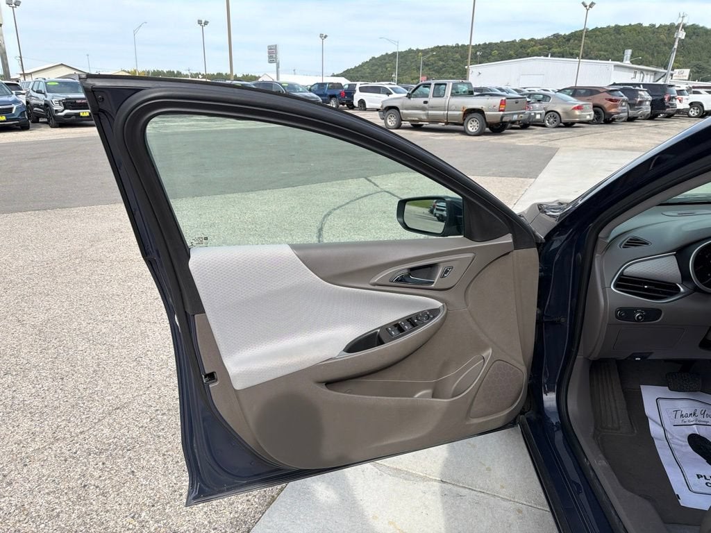 2025 Chevrolet Malibu 1LT