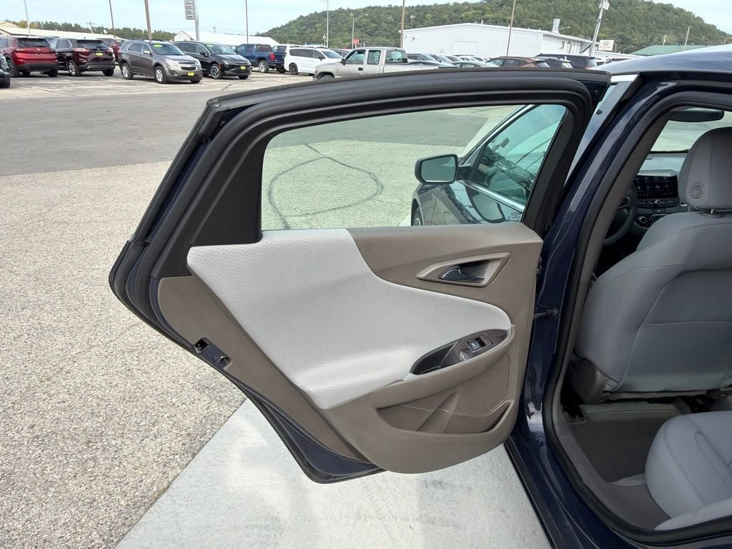 2025 Chevrolet Malibu 1LT