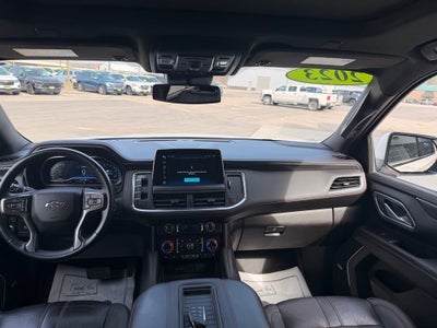 2023 Chevrolet Suburban RST