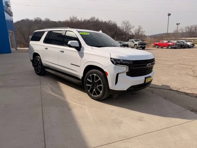 2023 Chevrolet Suburban RST