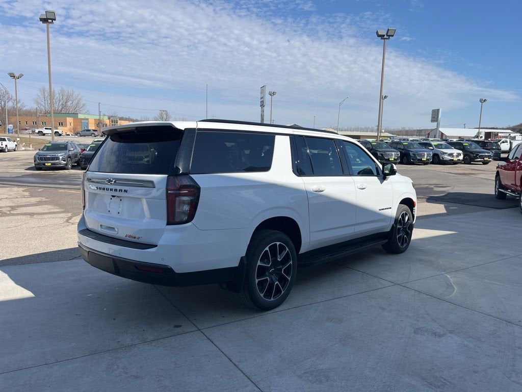 2021 Chevrolet Suburban RST