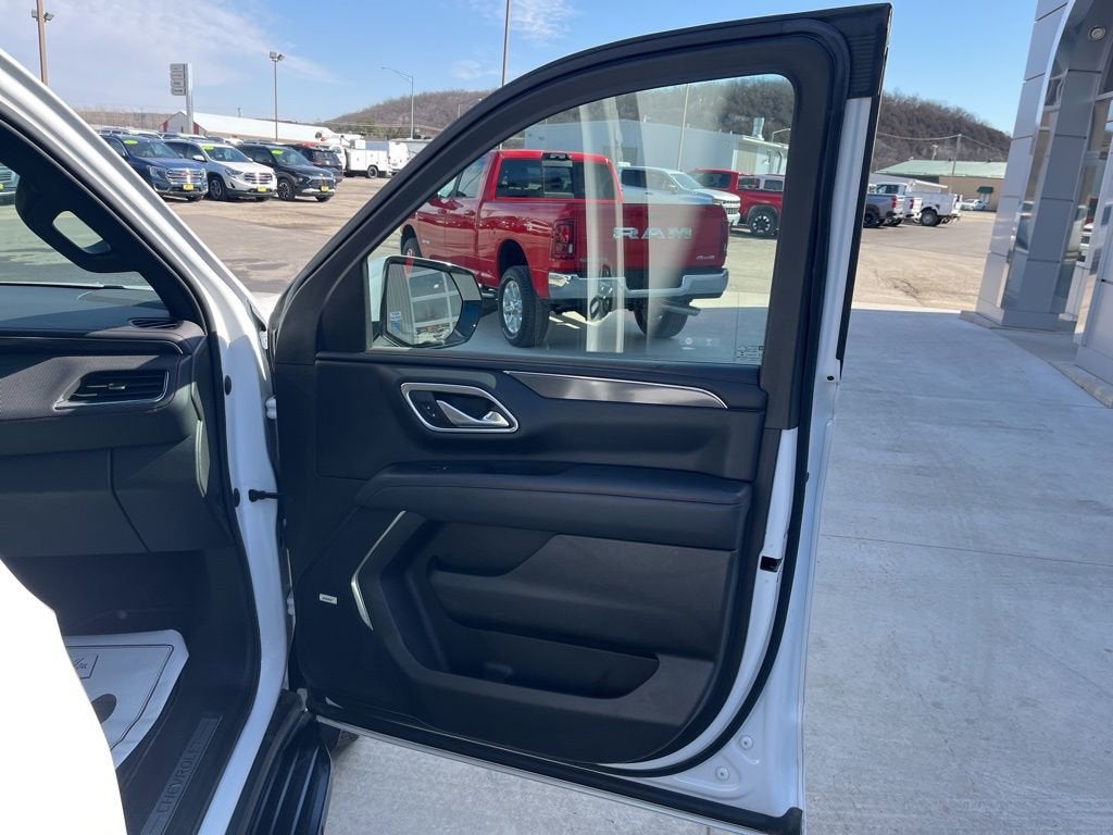 2021 Chevrolet Suburban RST