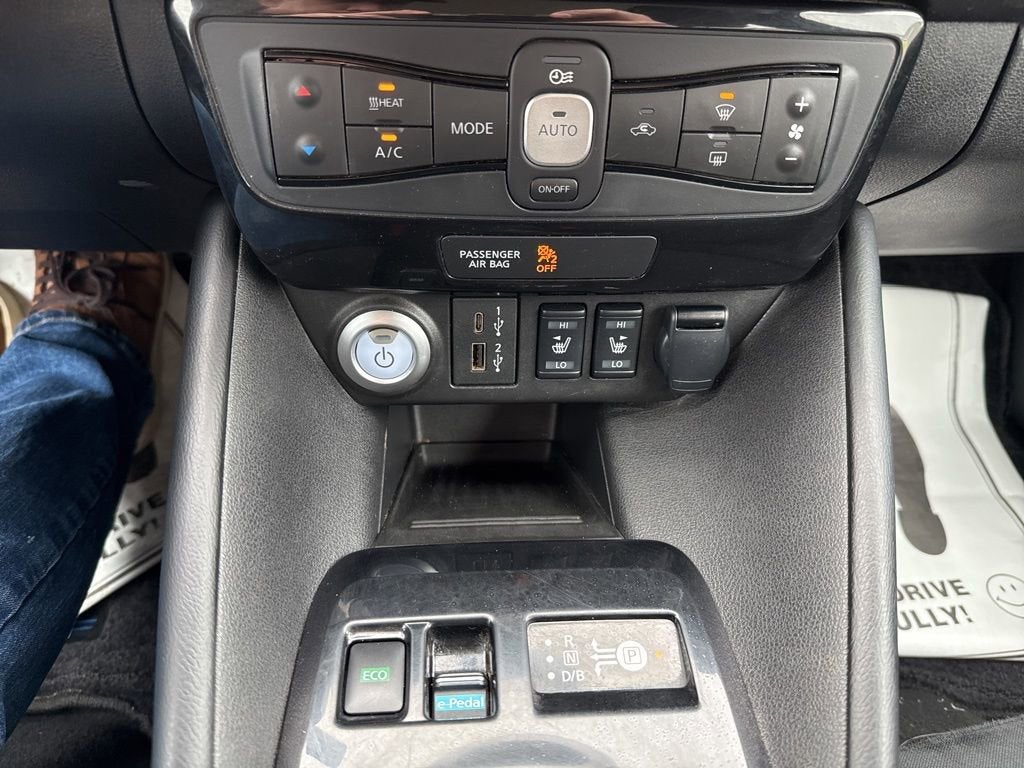 2024 Nissan LEAF SV PLUS