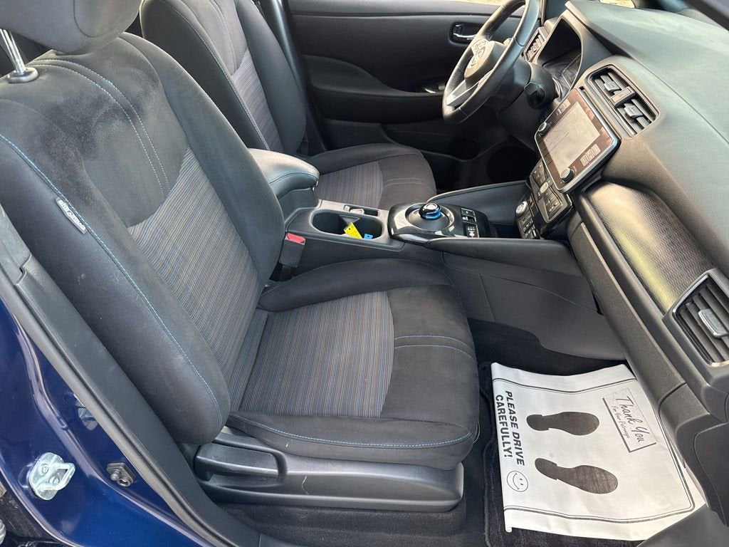 2024 Nissan LEAF SV PLUS